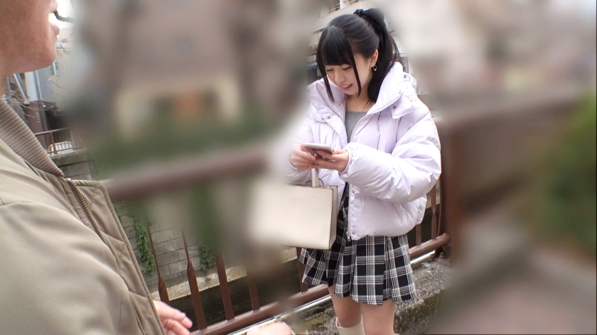 自撮りしてそうな美少女にチョコを渡したら、漫画アシスタントを持ち帰り成功！ ルックスのギャップがドM変態少女に大変身で、最高なセックスにありつけたww マジ軟派、初撮。 2318